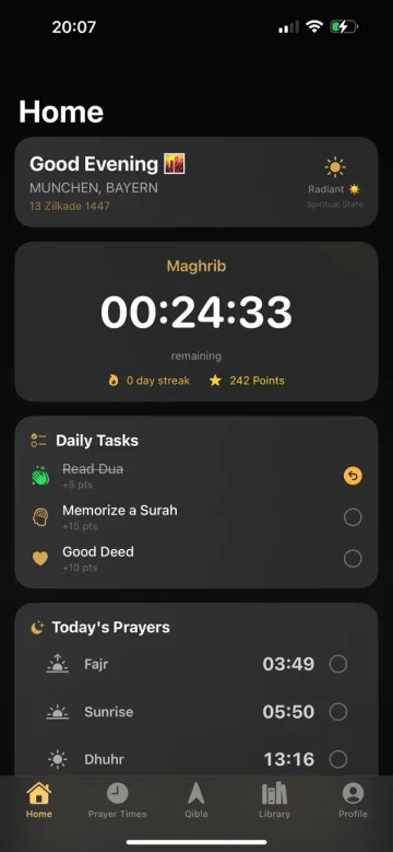 Originaler Tillo-App-Screenshot: Startseite mit Gebetszeiten und täglichen Aufgaben